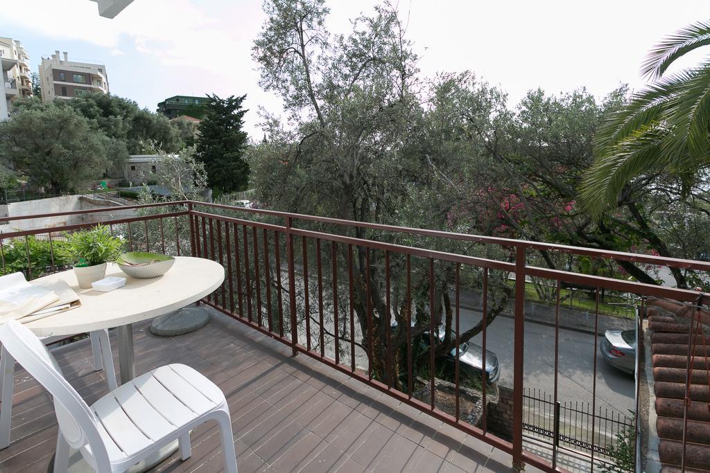 Milan'S Apartments สเวติ สเตฟาน ภายนอก รูปภาพ