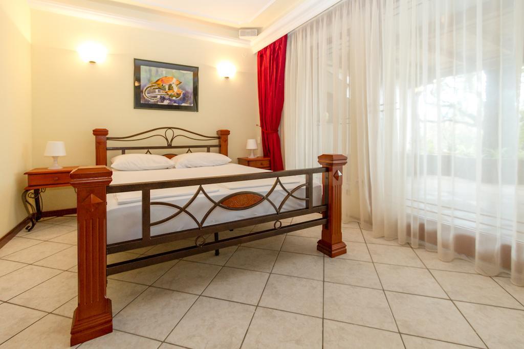 Milan'S Apartments สเวติ สเตฟาน ห้อง รูปภาพ